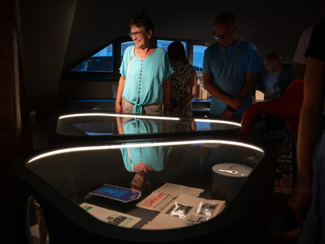 web_z62-4634